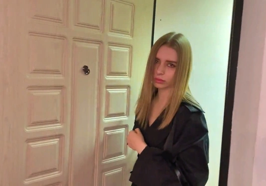 Пришла к лучшему другу за сексом, когда обиделась на мужа