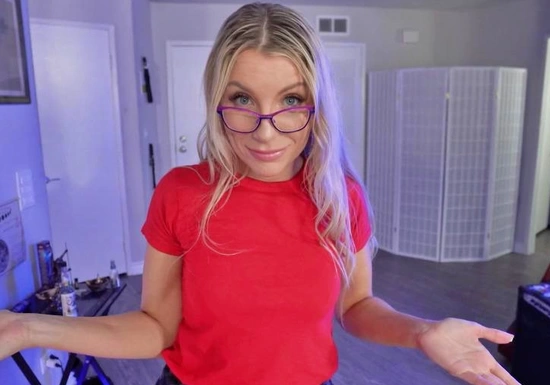 Решил взяться за мамкину киску, пока бати нет дома