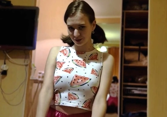 Сводная сестра думала, что не получит денег за секс, но ошибалась