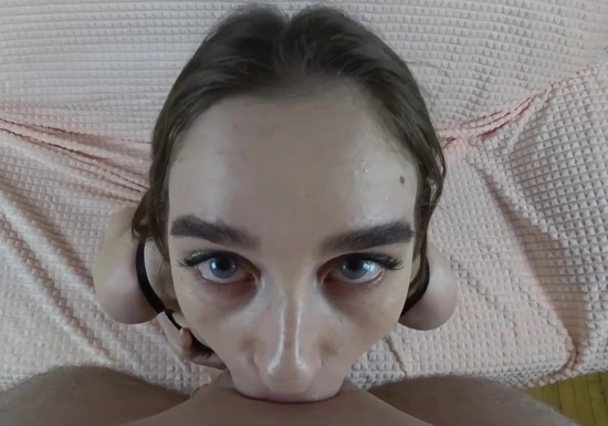 Королева глубокого минета сосет большой член друга - POV