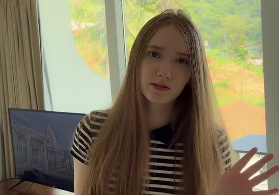 Риелторша сама захотела секса