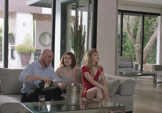 Мой первый секс втроем