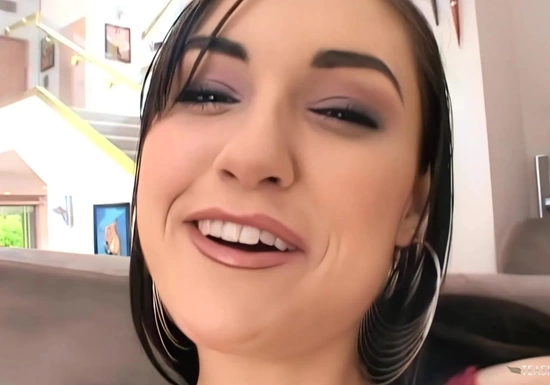 Саша Грей любит жесткий секс