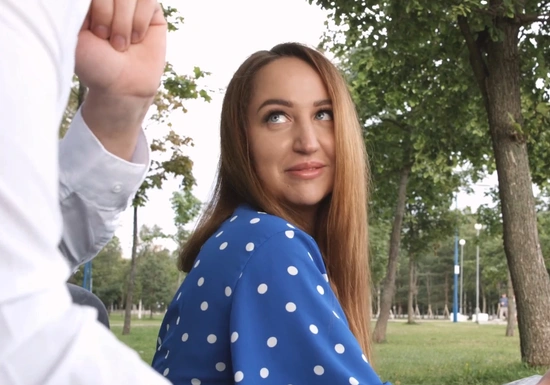 Первый анал для художницы Наташи...