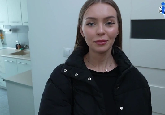 Решила заплатить за квартиру сексом