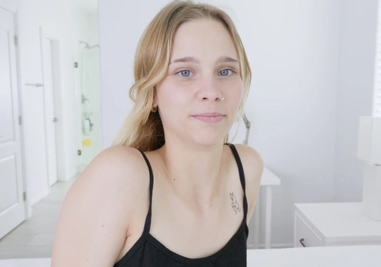 Как твои дела?.. Я прекрасно..