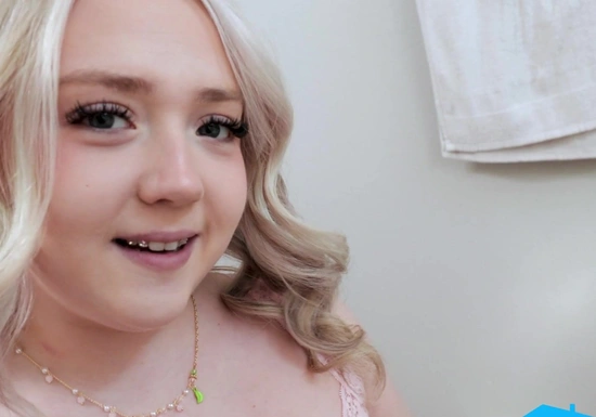 Сводная сестра мстит бывшому: отсосала и трахнула член сводного брата