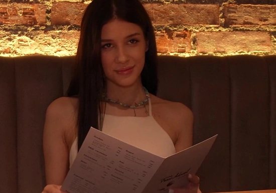 Сводил девушку на свидание и заслужил на хороший секс